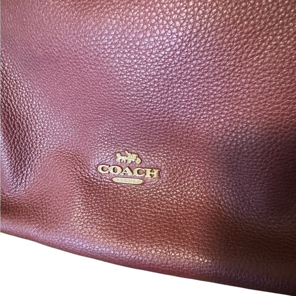 Coach Maggie Madison bag. Wine - Plum color. Soft pebble leather. - Picture 2 of 9